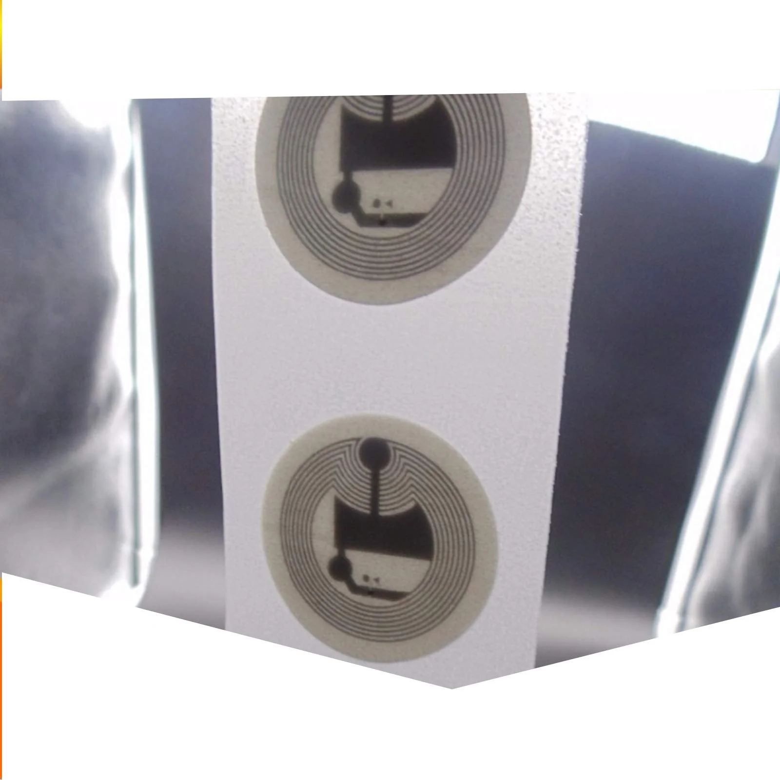 (30pcs/pack) hecere 25mm White NFC Self Adhesive Protocol iso14443a NFC 215 Universal Label RFID Label and All NFC Phones - Image 3