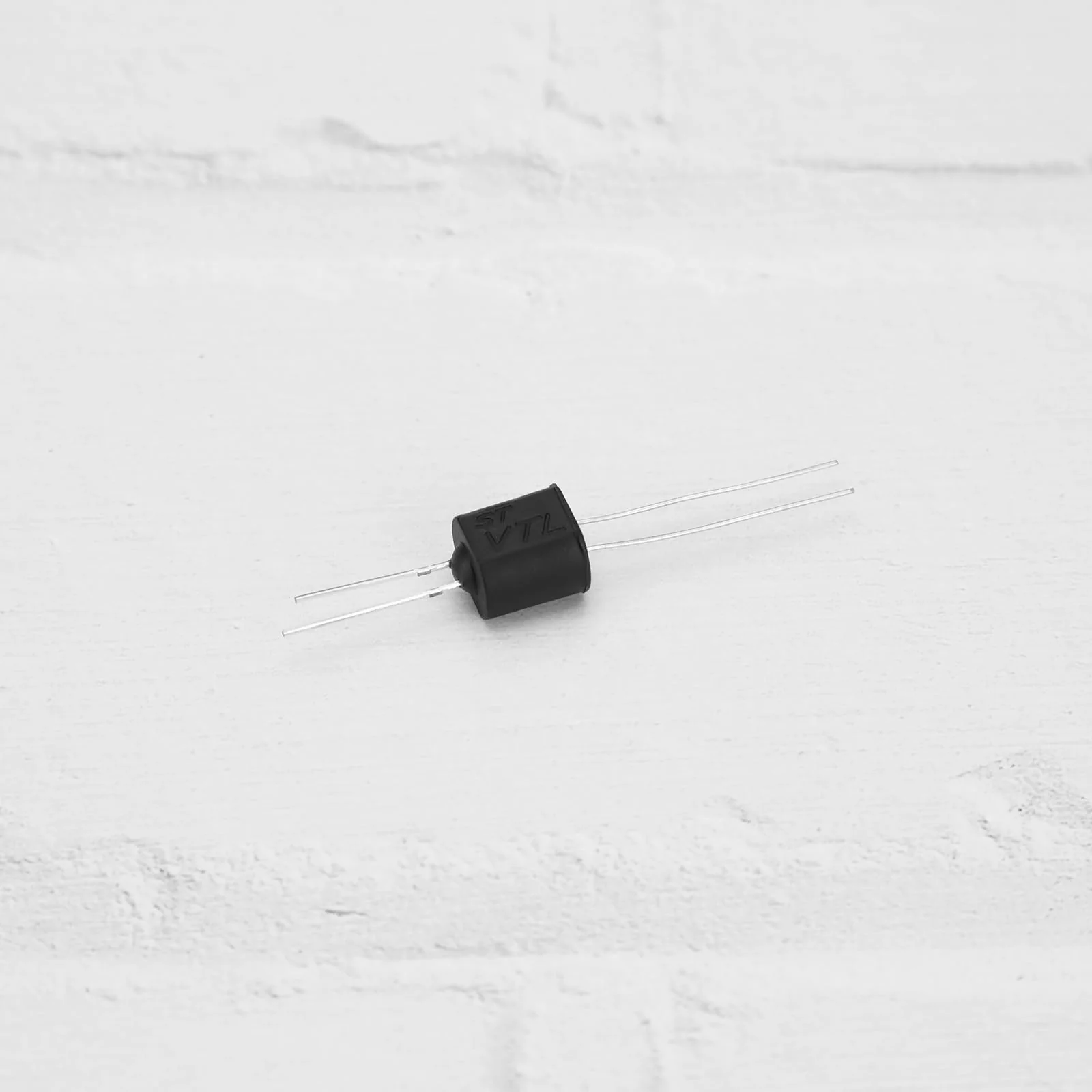 4Pcs VTL5C3 Opto-Coupler VTL5C DIP-4 Audio Opto-Coupler (Vactrols) Linear Opto-Isolator Suitable for Many Guitar Pedals and Amplifiers Tremolo/Vibrato Circuits - Image 6