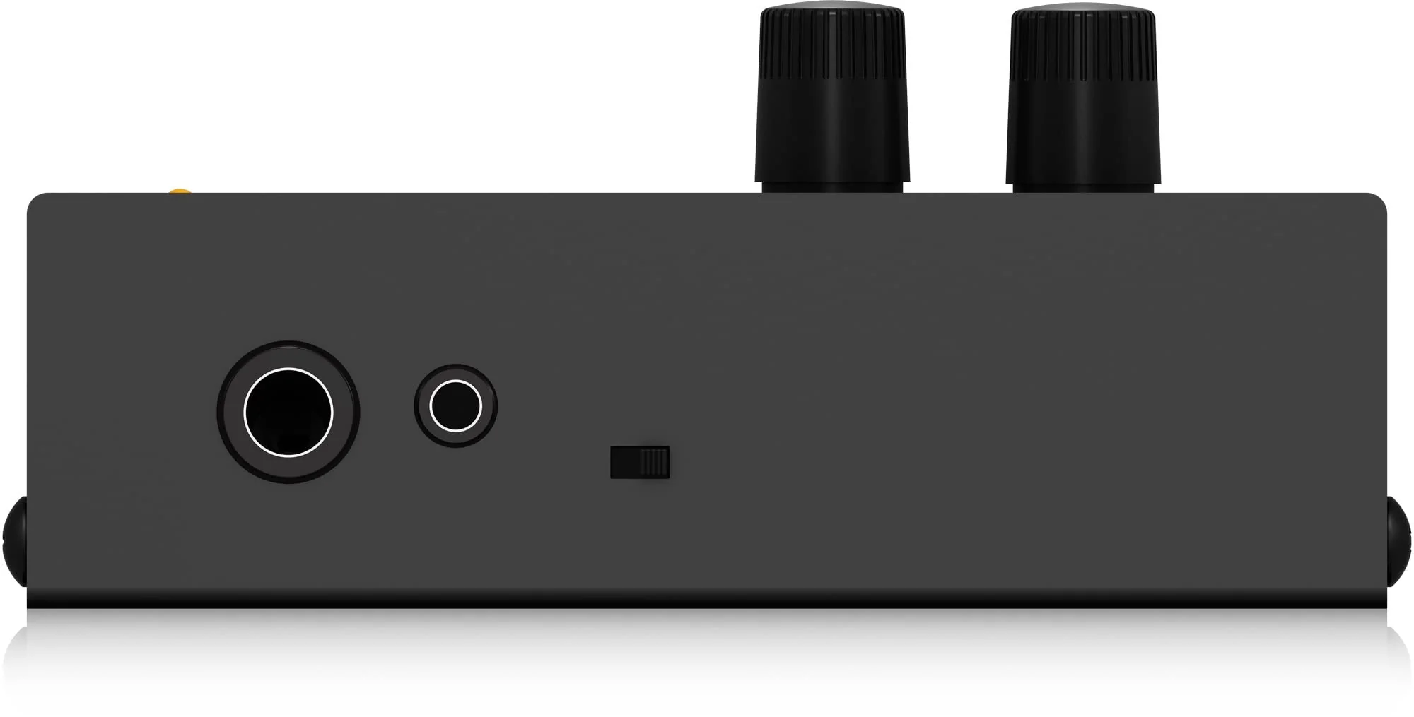 Behringer Micromon MA400 Ultra-Compact Monitor Headphone Amplifier, 15Hz-25 kHz Bandwidth, 2 kOhms Input Impedance - Image 6