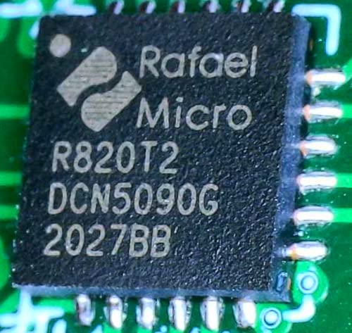 Blue R820T2 RTL2832U, 0.5 PPM TCXO ADS-B SDR w/Amp and 1090 Mhz Filter, Antenna & Software on Industrial MicroSD - Image 8