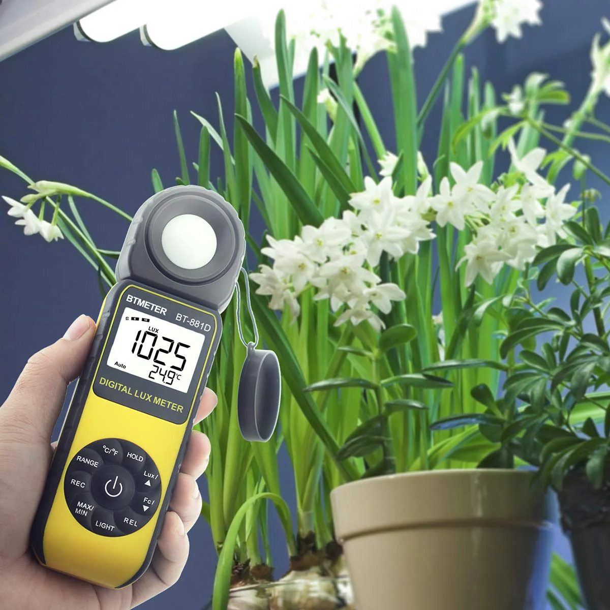 BTMETER BT-881E Digital Illuminance/Light Meter, Measure Lights 0.01~300,000 Lux (0.01~30,000 FC) Foot Candles, Par Meter Luxmeter for Plants Aquarium Light Tester BT-881E (0.01~300,000 Lux) - Image 7