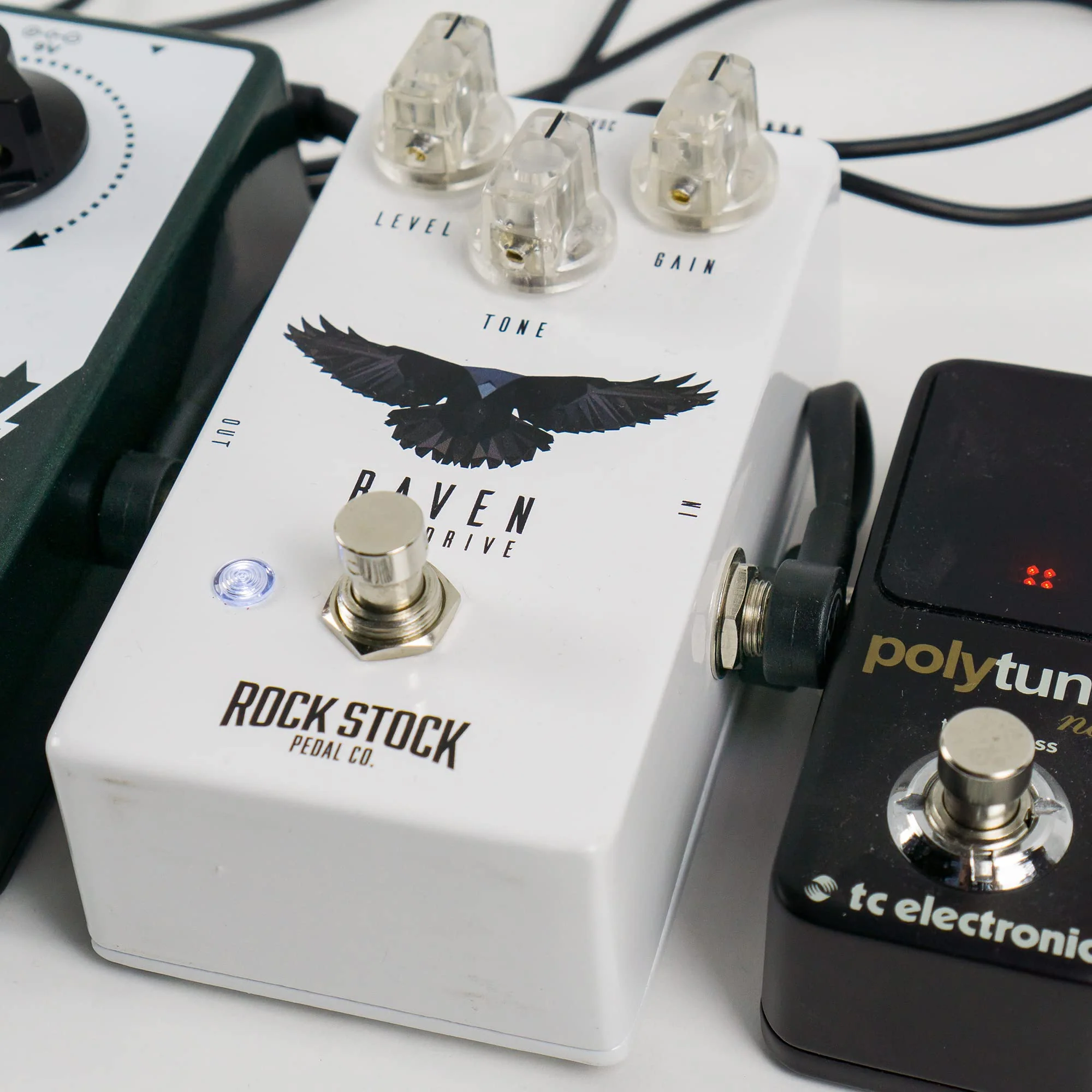 Guitar Pedal Patch Cables - 4 Inch S-Shape Right Angle Pedal Board Cable to Maximize Space - Durable & Low Noise Gold Plated Connectors 4 Inches - Image 9