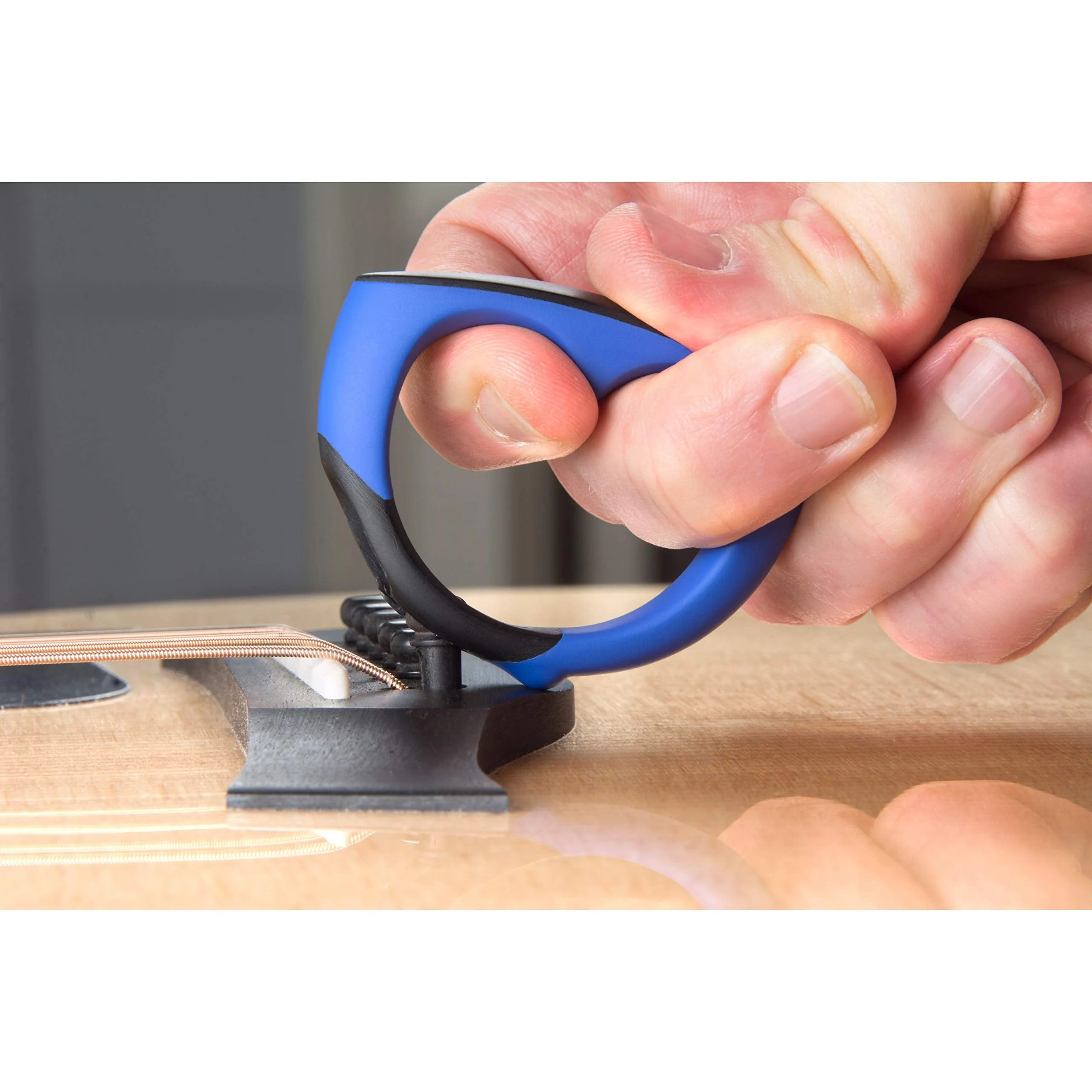 MusicNomad GRIP Winder/Cutter/Puller/10mm Wrench All in One Premium String Changing Kit for all Guitars & Basses (MN295) - Image 6