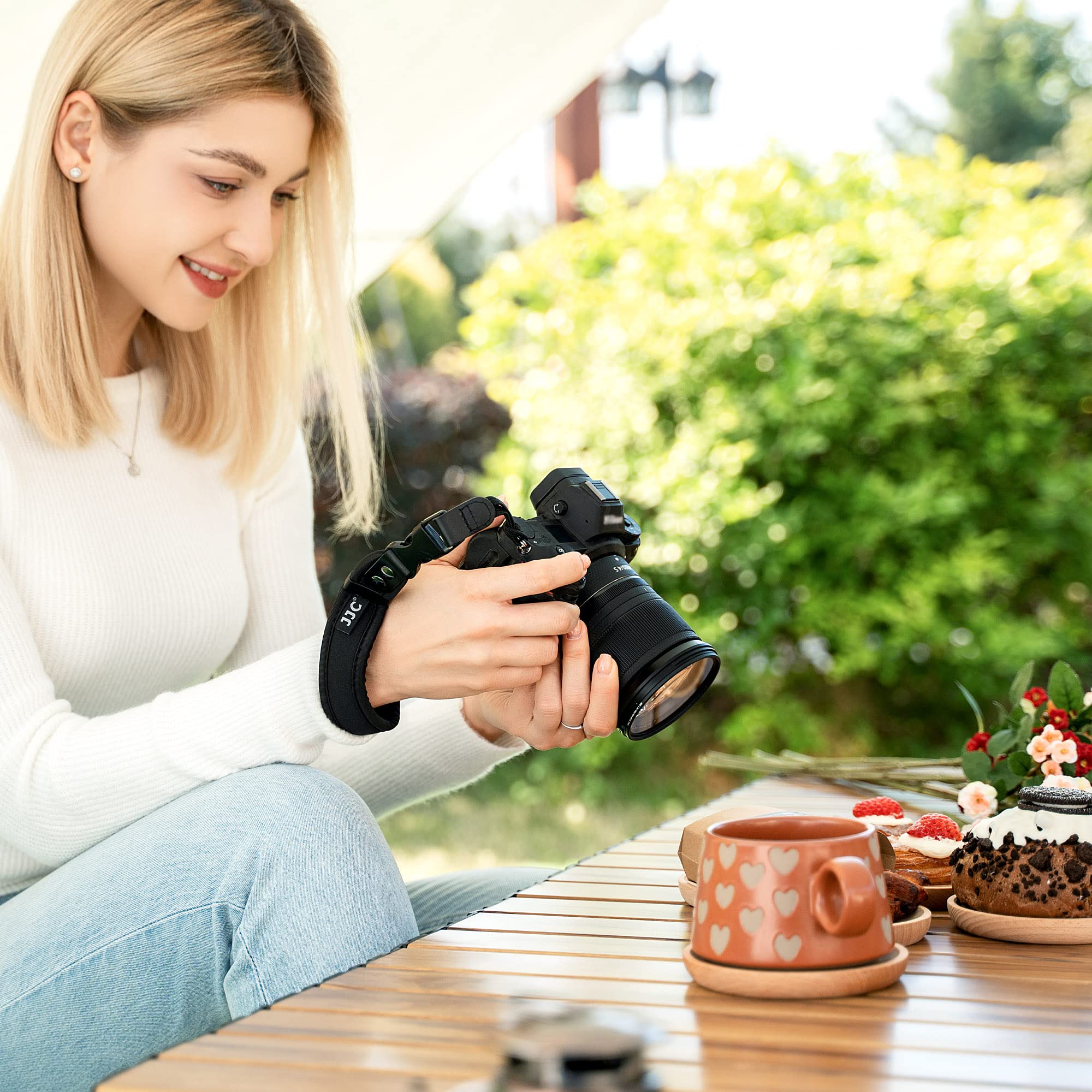 Quick Release Soft Neoprene Camera Hand Wrist Grip Strap for Sony A7CII A7CR A7RV A7IV A6700 Canon EOS R5 R6 R7 R8 R10 R50 T8i T7 T7i 90D Fuji X100VI XT5 XT4 XT30II Nikon Z8 Z6 Z7 II Z5 Zfc Zf Z50 Z30 - Image 2