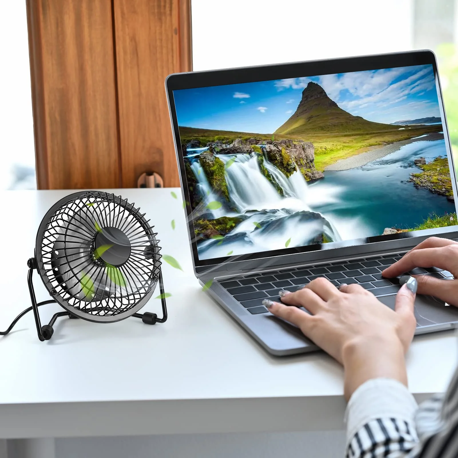 Small Desk Fan, 4 Inch USB Fan Powered by USB, 360° Rotation - Small Fans for Bedroom, Office, Table - Ultra-quiet Personal Cooling Fan with Metal Construction Black - Image 2