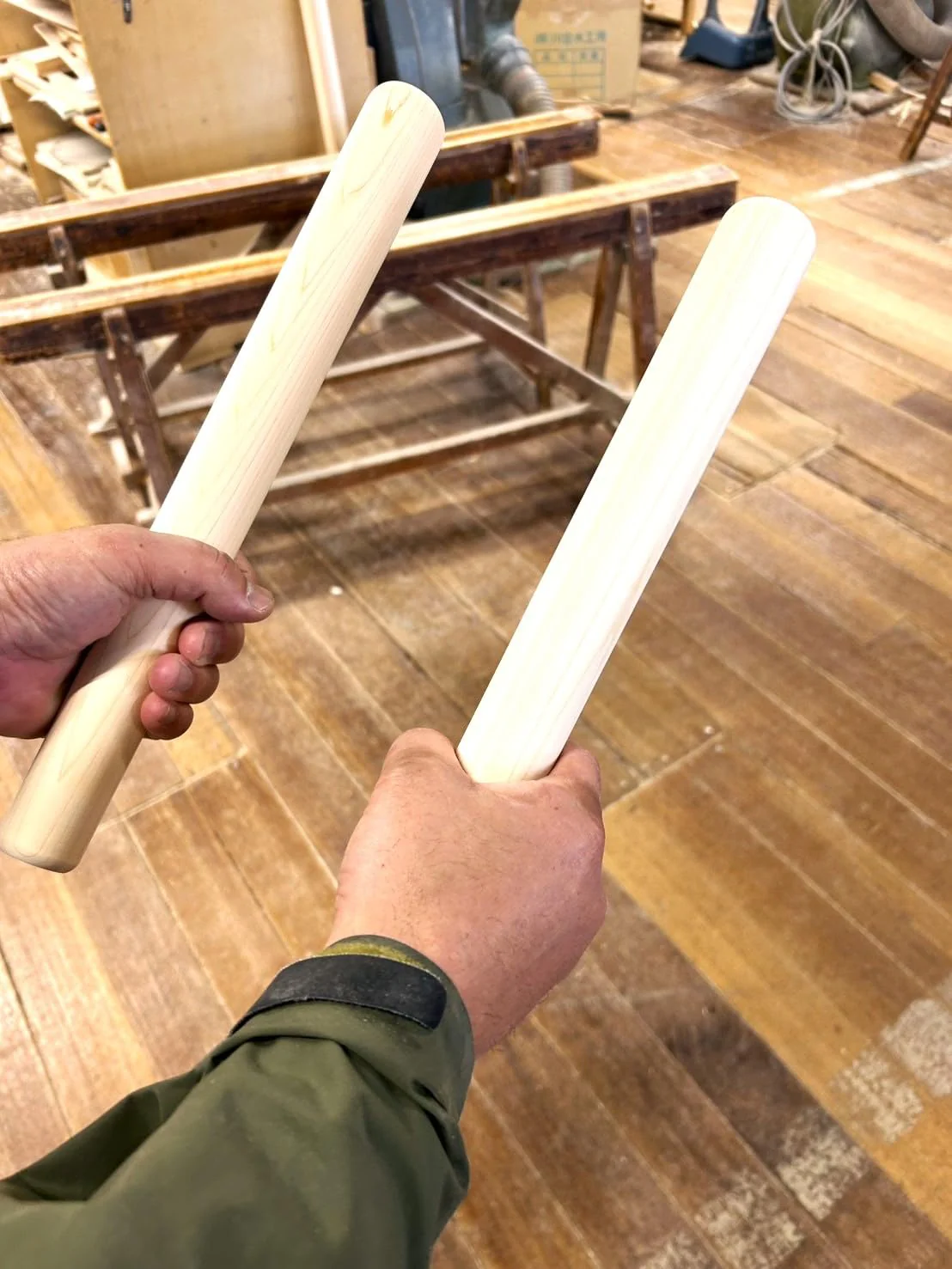 Tapered Hinoki Cypress Wood Taiko Drumsticks/Yatai Bachi(32mm~40mm×390mm / 1.25" ~1.57" x 15.35") 32mm~40mm×390mm - Image 2