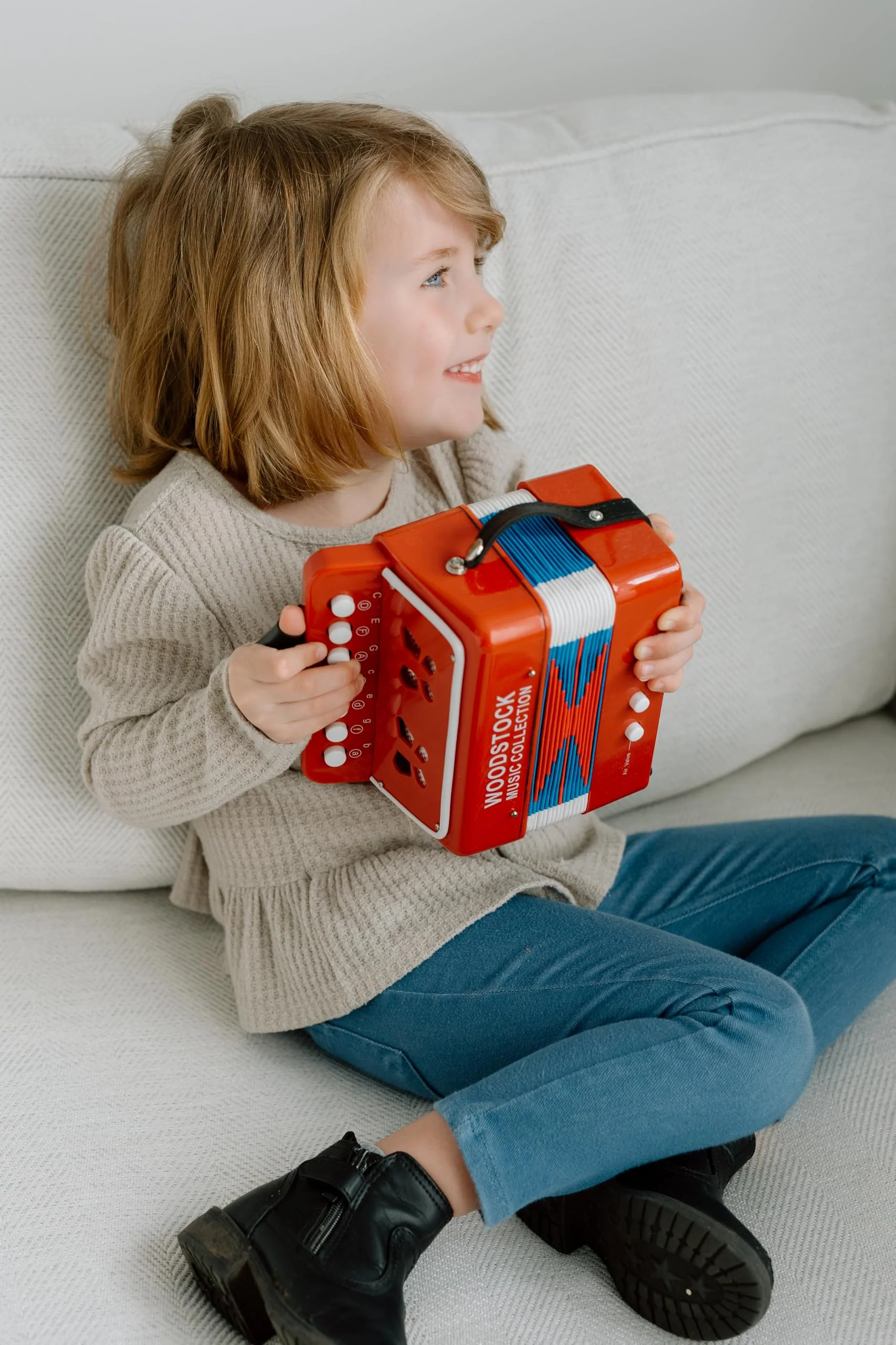 Woodstock Kid's Accordion (7"), Red, with 10 Keys, Beginner Music Toy Instrument for Children Ages 3+, Educational Gift, Toddlers Kids Boys Girls WCKA Kids 7 - Image 3